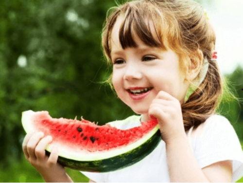 梦见寡妇挑瓜吃瓜啥意思,寡妇挑瓜吃瓜的寓意与启示