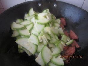 小白瓜生吃怎么吃,清新口感，健康美味两不误