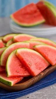 吃瓜包铺,品味夏日清凉,畅享瓜果盛宴